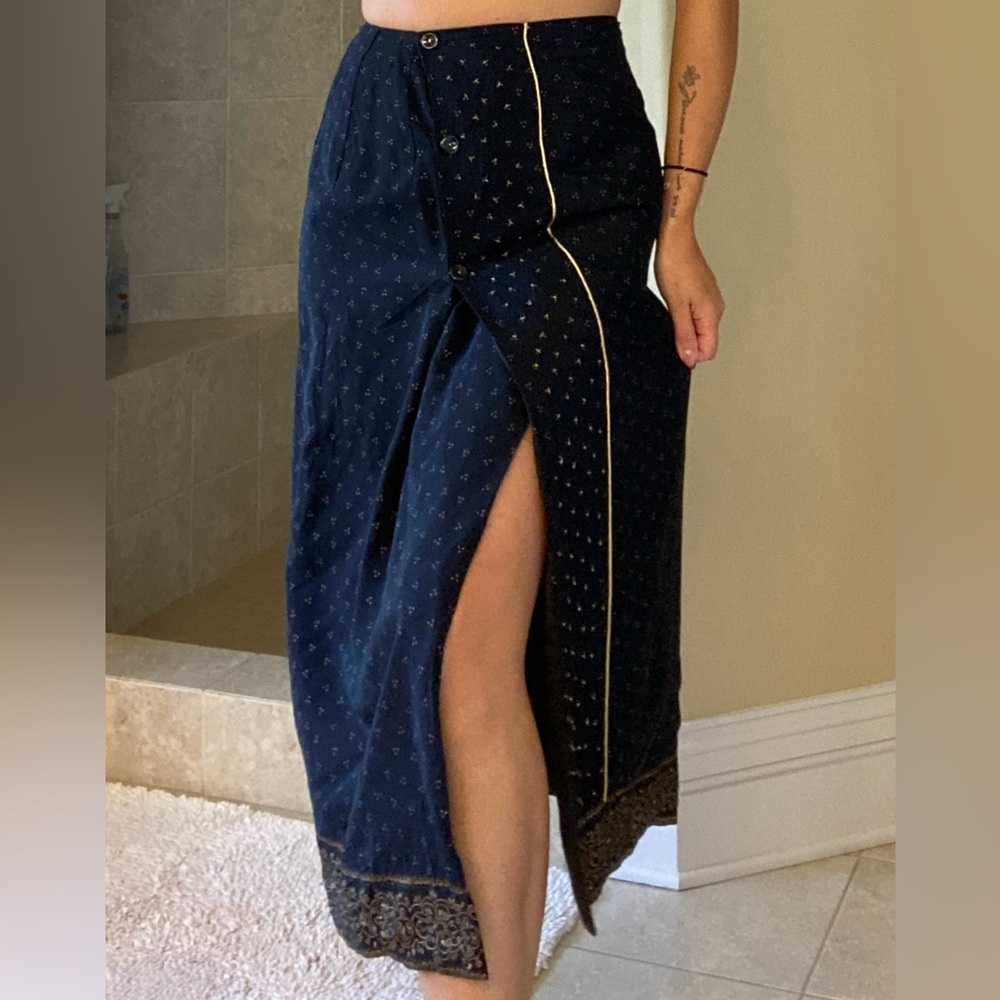 Indian style lehenga mid calf skirt women’s size XS/S